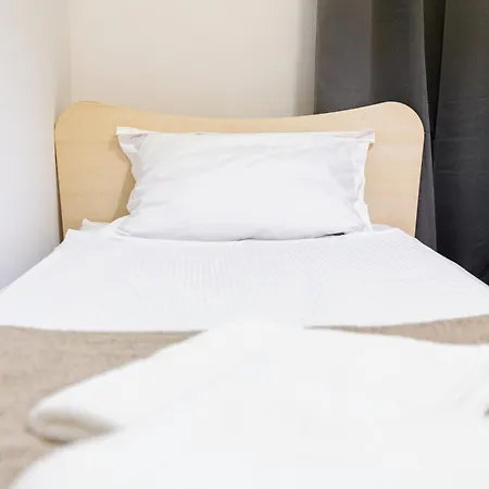 Fructus Plaza Ultracentral