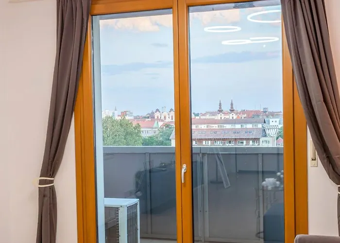 Fructus Plaza Ultracentral * Timişoara