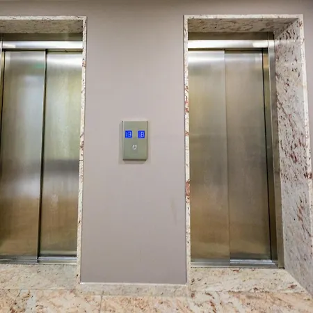 Fructus Plaza Ultracentral *