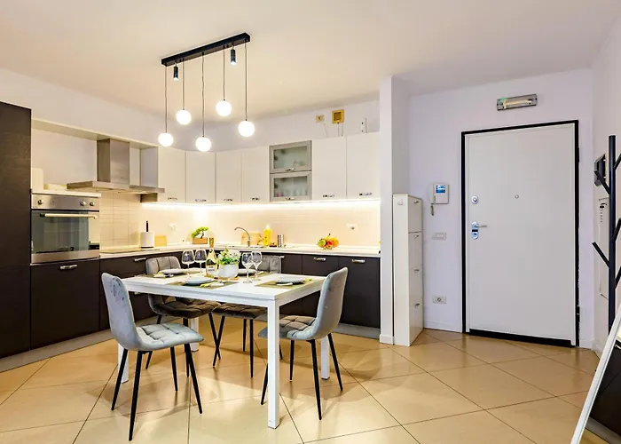 Fructus Plaza Ultracentral *